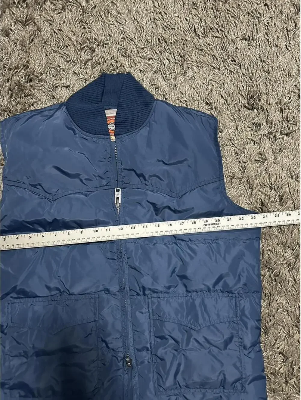 Vintage 80s Pioneer Wear Navy Blue Puffer Navy Vest Size M/L